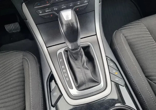 Ford S-Max cena 45900 przebieg: 229000, rok produkcji 2016 z Świdwin małe 301